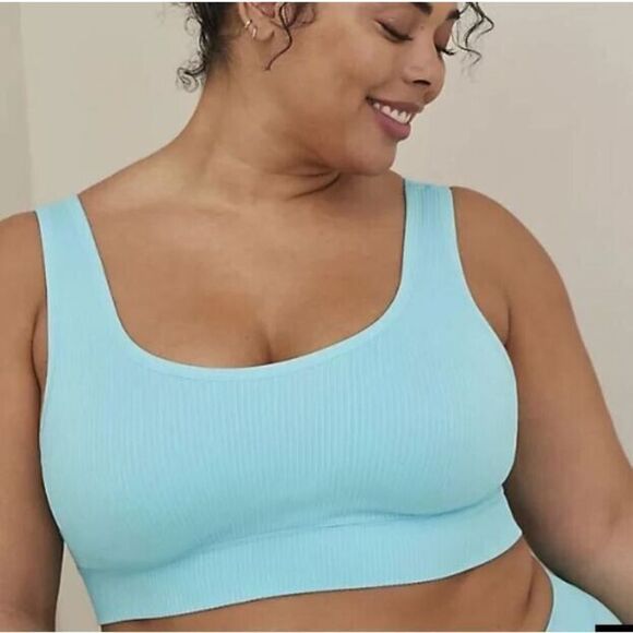 Torrid Curves Womens Sz 00 (M) Blue Radiance Ribbed Seamless Scoop Neck Bralette - Picture 4 of 5